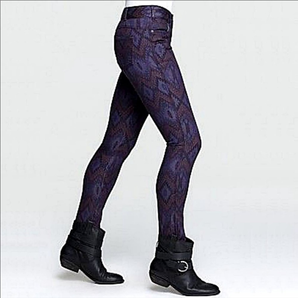 Free People Millennium Ikat Skinny Jeans Womens size 27 Purple Printed Mid-Rise